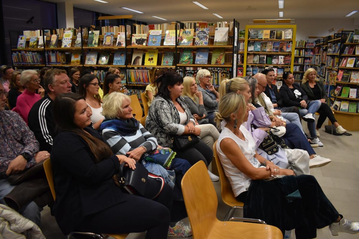 Lesung Sandra J. Russ Bibliothek Premstätten