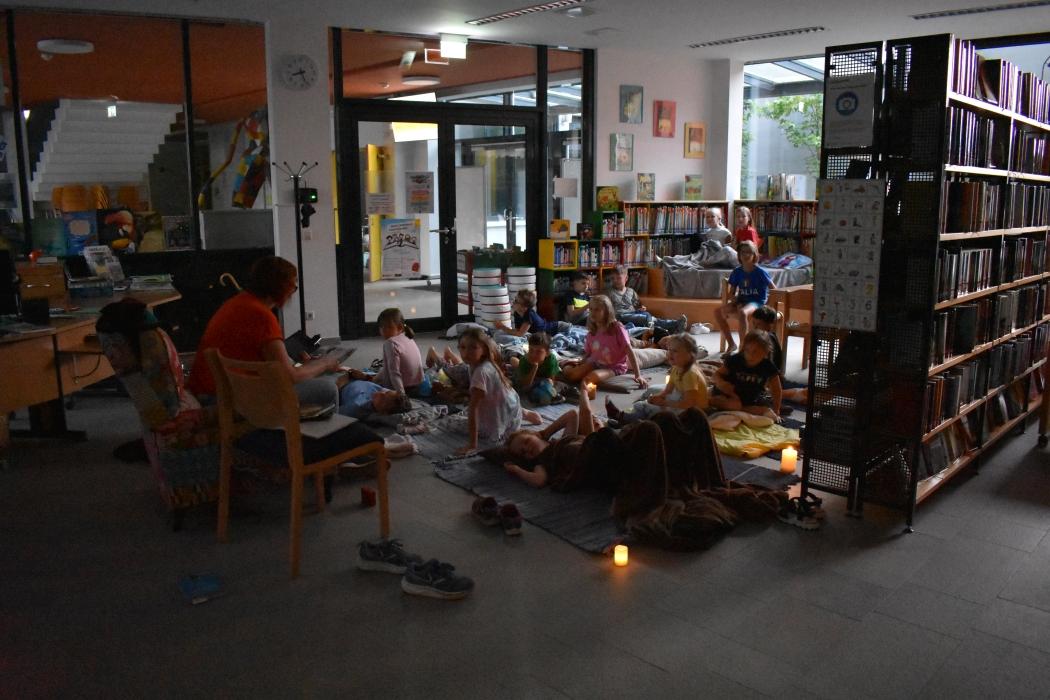 Spuk- und Gruselgeschichten in der Bibliothek Premstätten