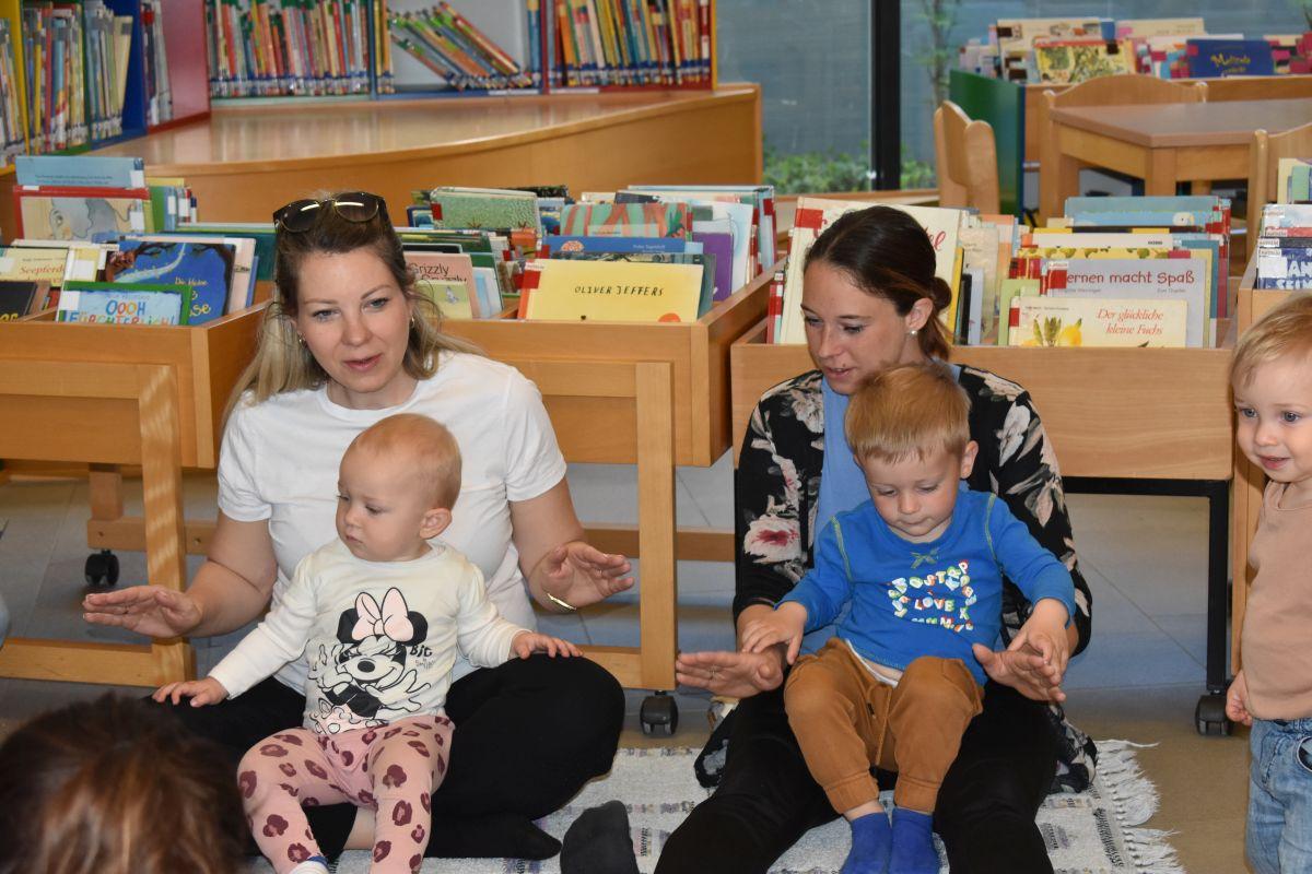Zwergerltreffen in der Bibliothek Premstäten