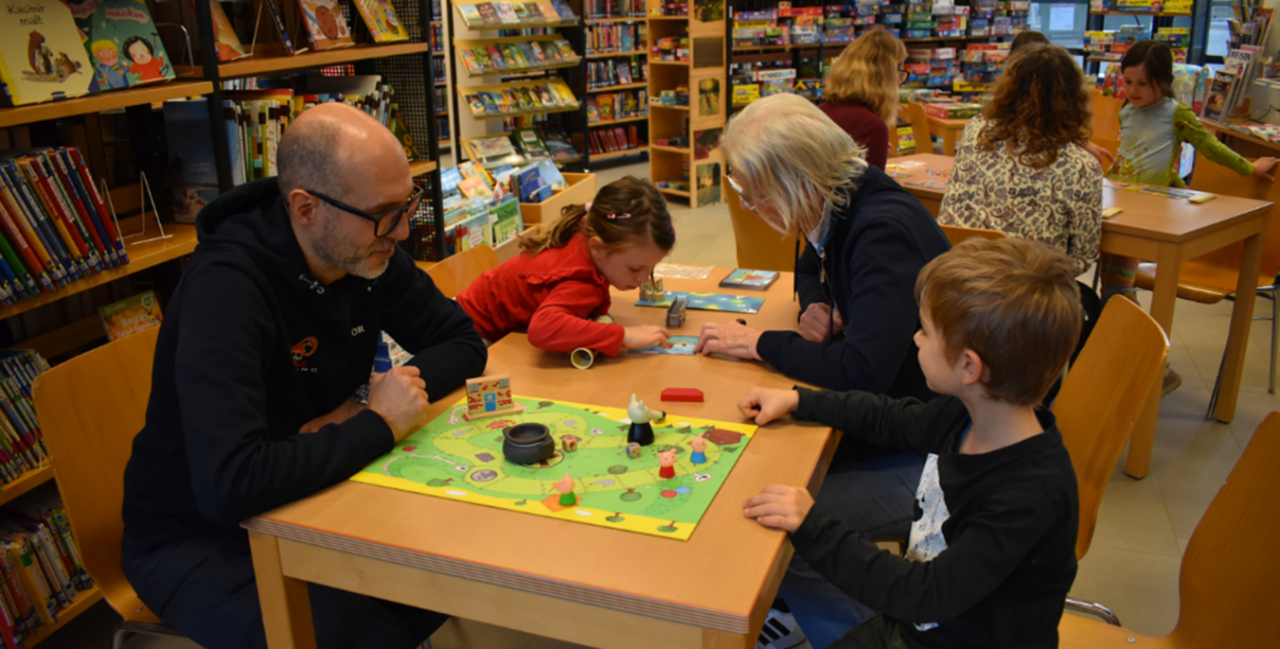 Familienspielenachmittag Bibliothek Premstätten